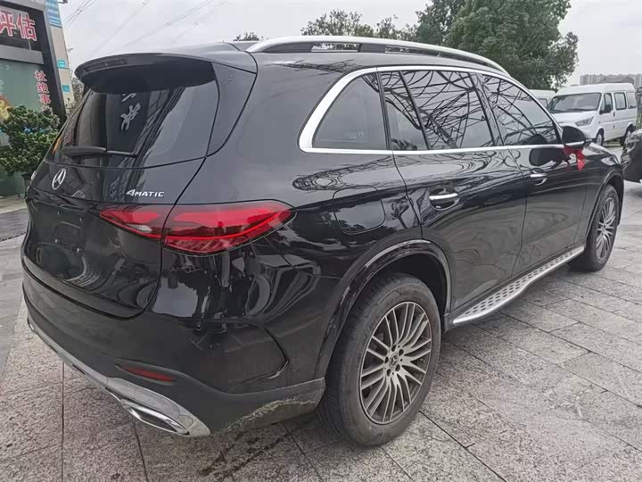 2026 Mercedes-Benz GLC-Class
