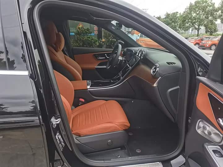 Mercedes-Benz GLC-Class 2026 2026款 GLC 300 L 4MATIC 动感型 5座