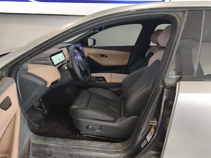 Фото 2 - Changan Deepal SL03