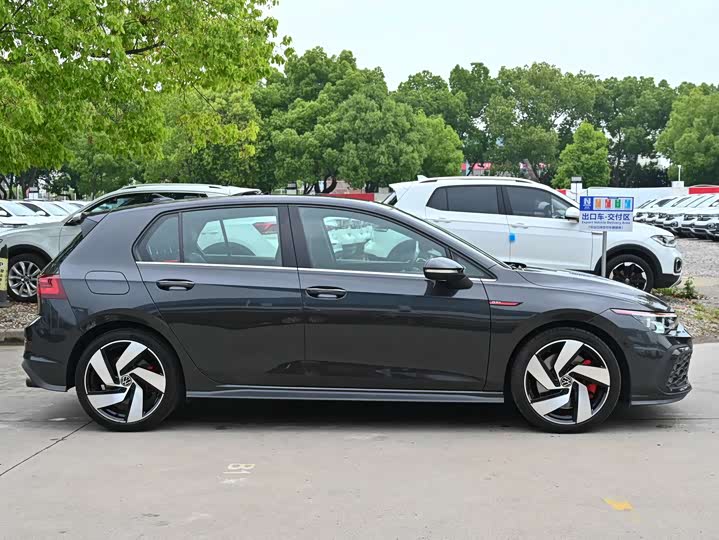 Volkswagen Golf GTI 2021 2021款 380TSI DSG GTI