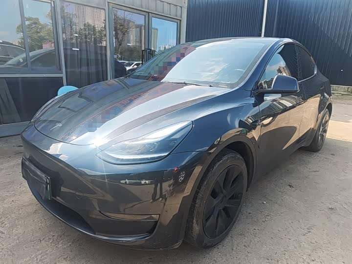 Zdjęcie 1 - Tesla Model Y