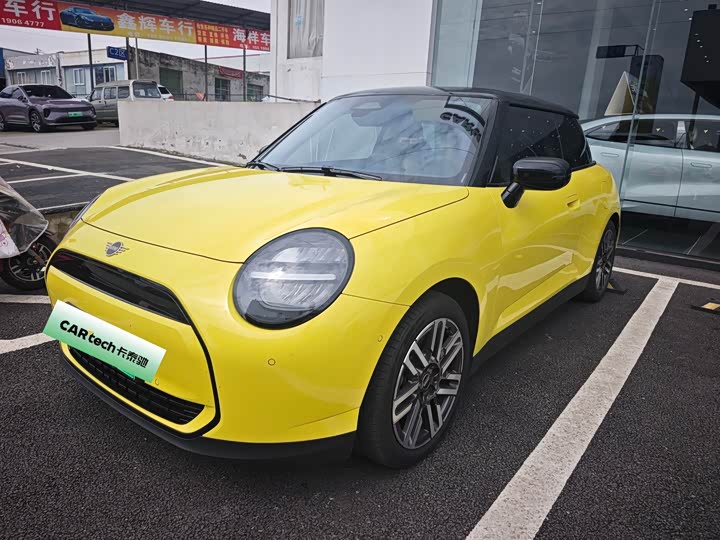 Фото 1 - Mini Cooper