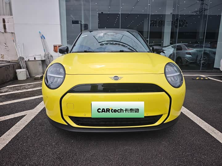 Фото 2 - Mini Cooper