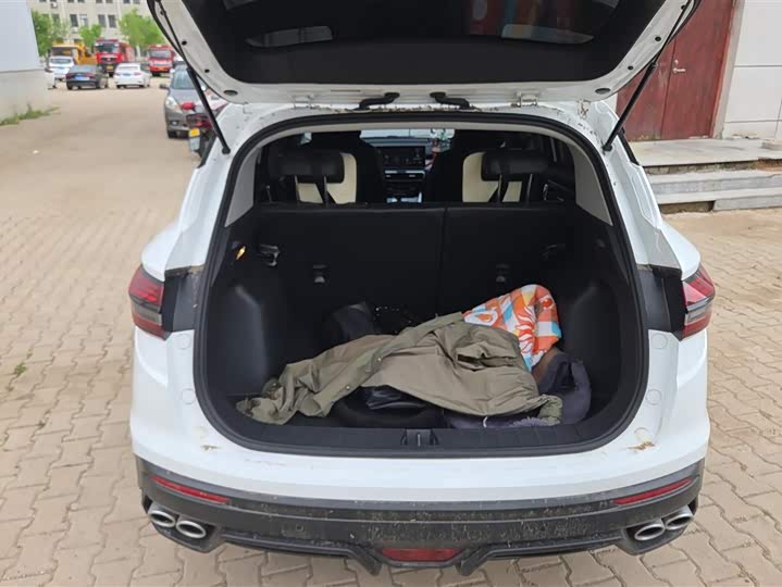 Photo 4 - Geely Coolray