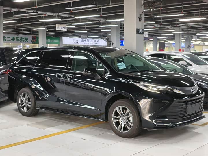 Toyota Sienna 2026 2026款 2.5L 双擎两驱舒适版