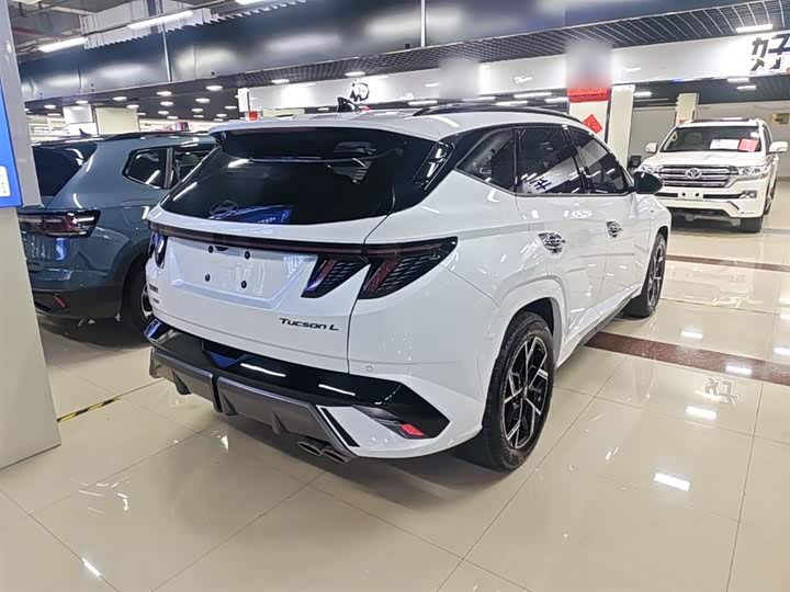 Hyundai Tucson L 2025 2025款 途胜L 1.5T 精英版 N-Line
