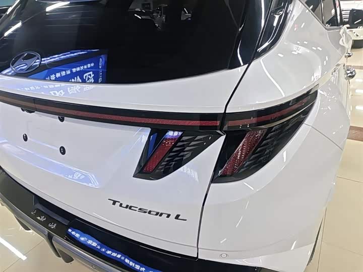 Hyundai Tucson L 2025 2025款 途胜L 1.5T 精英版 N-Line