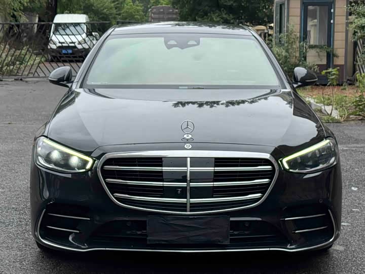Фото 1 - Mercedes-Benz S-Class