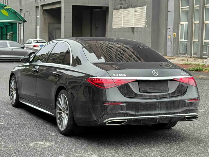 Фото 4 - Mercedes-Benz S-Class