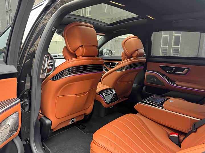 Фото 7 - Mercedes-Benz S-Class