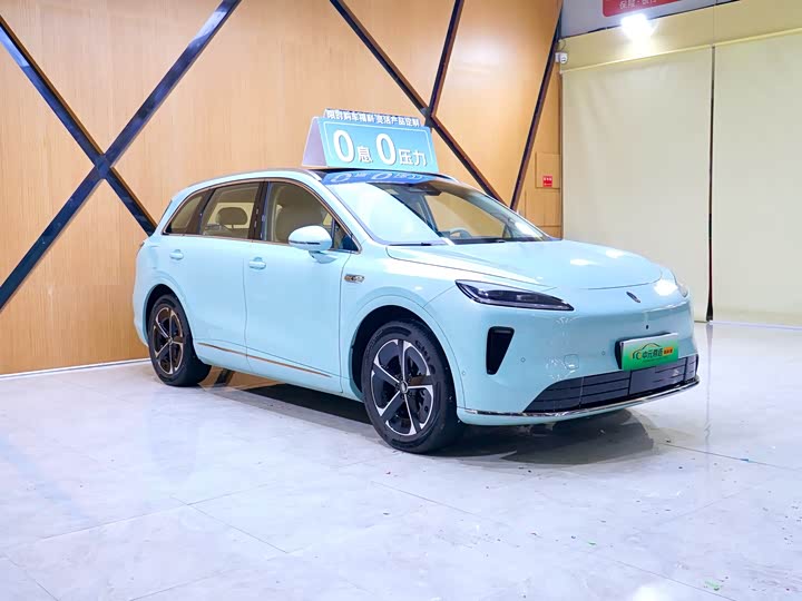 Фото 2 - Shangjie (Huawei × SAIC) H5