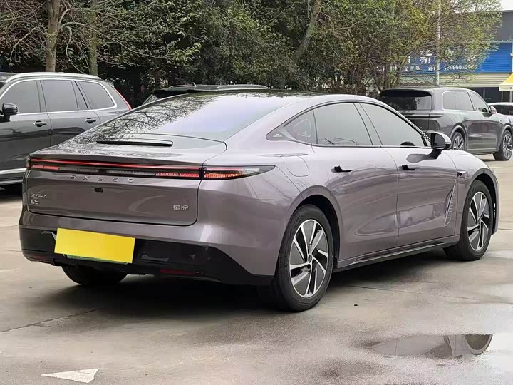 2025 Exeed Sterra ES