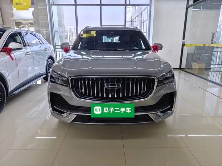 Фото 3 - Geely Monjaro
