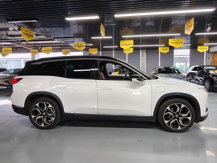 Фото 4 - Nio ES8