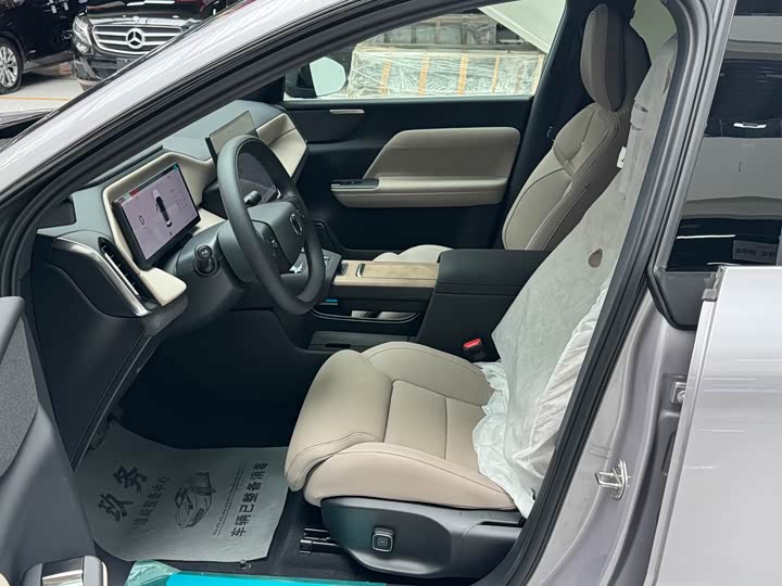 Volvo XC70 Hybrid 2026 2026款 四驱超长续航Plus