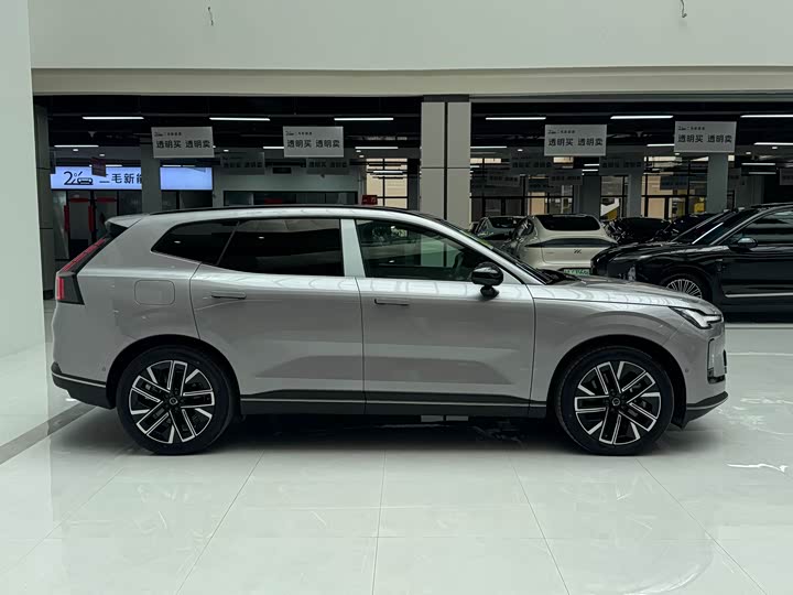 Volvo XC70 Hybrid 2026 2026款 四驱超长续航Plus