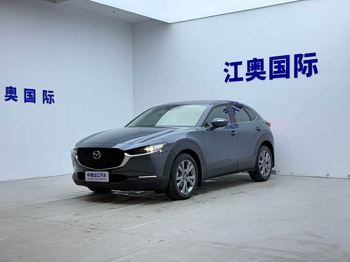 Фото 1 - Mazda CX-30