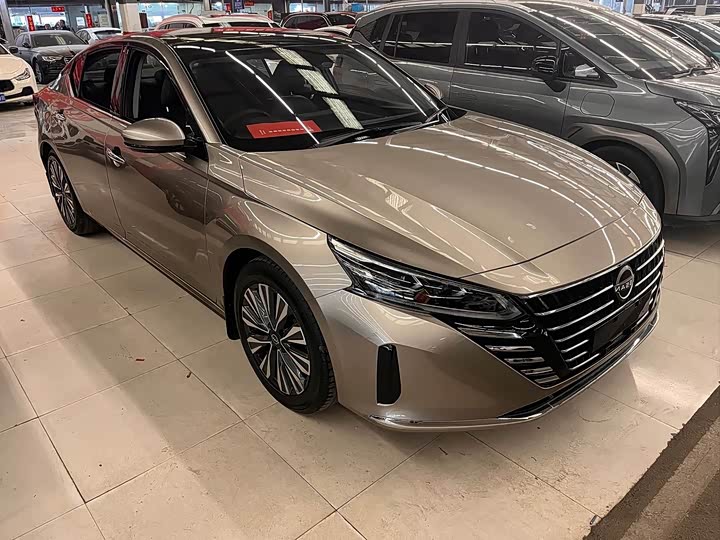 Фото 3 - Nissan Teana