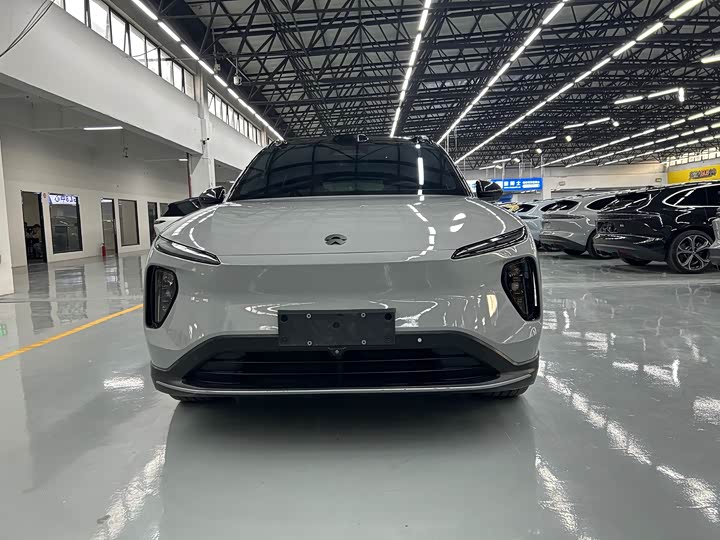 Фото 2 - Nio ES6