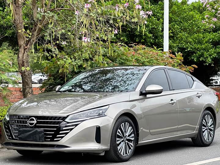 Zdjęcie 1 - Nissan Teana