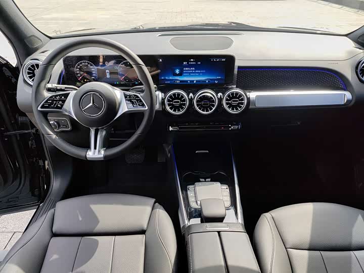 صورة 7 - Mercedes-Benz GLB-Class
