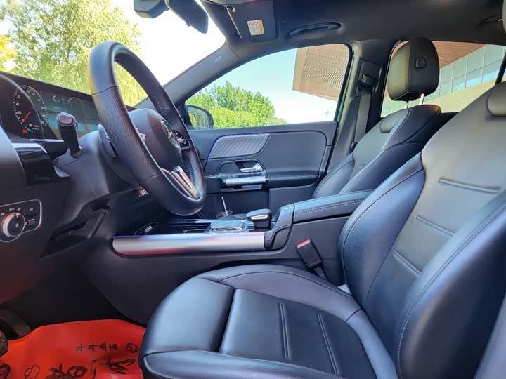 Фото 4 - Mercedes-Benz EQA