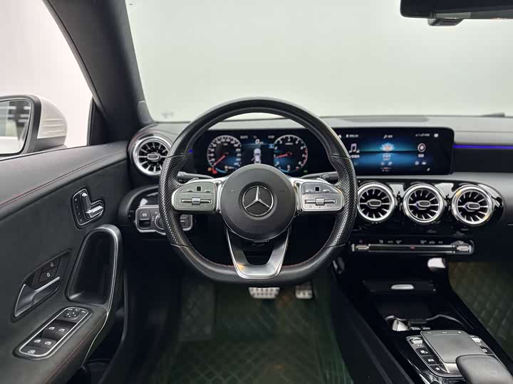 Фото 3 - Mercedes-Benz CLA-Class