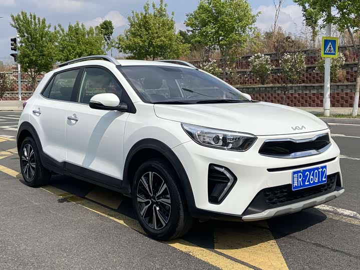 Kia KX1 2021 2021款 1.4L 自动趣享版