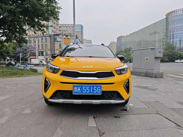 Kia KX1 2021 2021款 1.4L CVT趣享天窗款