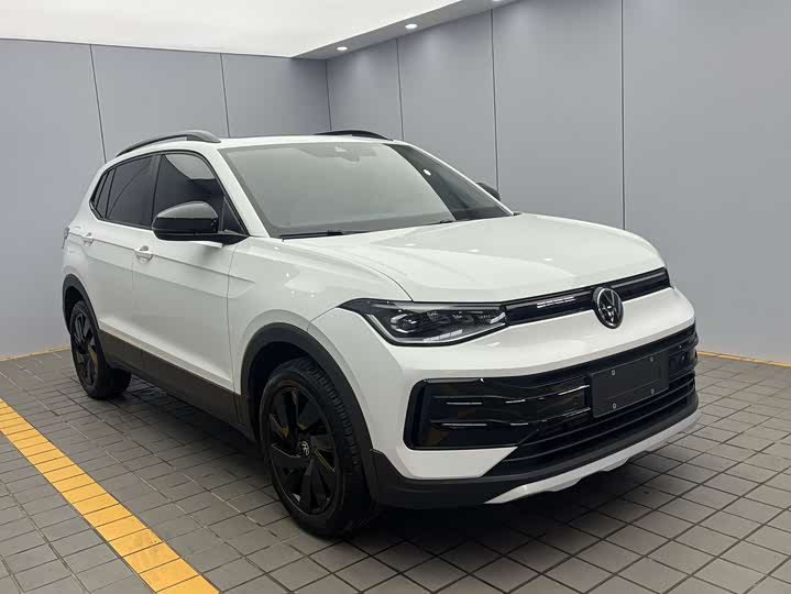 Volkswagen Tharu 2025 2025款 新锐 1.5L 锐意版