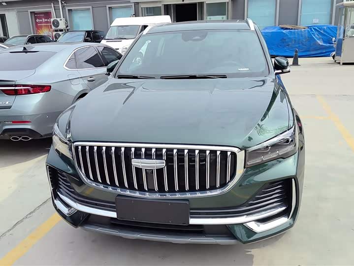 Photo 2 - Geely Monjaro