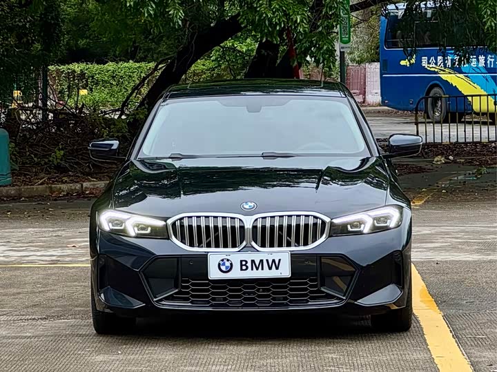 Zdjęcie 2 - BMW 3 Series
