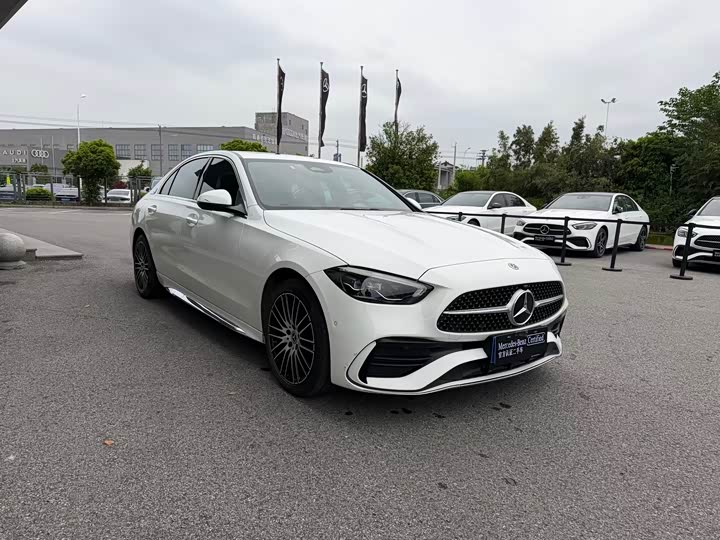 Zdjęcie 2 - Mercedes-Benz C-Class