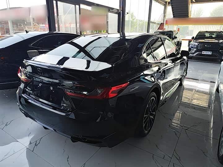 Toyota Camry 2026 2026款 双擎 2.0HSE 运动Lite版