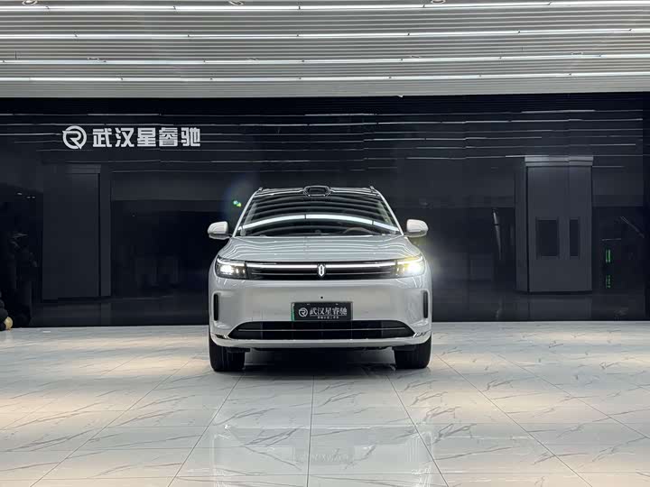 Photo 2 - Aito M7