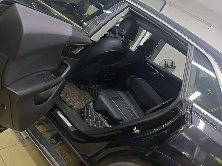 Audi Q8 2022 2022款 55 TFSI 豪华动感型