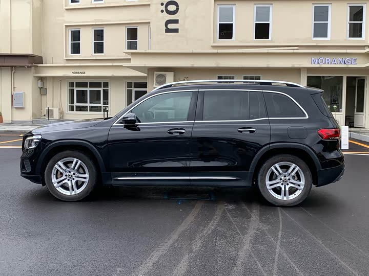 Mercedes-Benz GLB-Class 2022 2022款 GLB 220 动感型