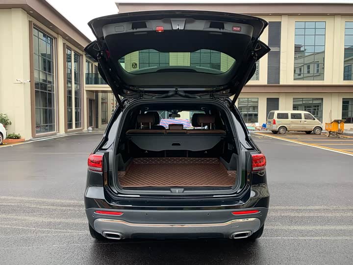 Mercedes-Benz GLB-Class 2022 2022款 GLB 220 动感型
