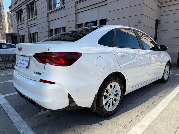 Chevrolet Monza 2023 2023款 1.5L 双离合乐享版