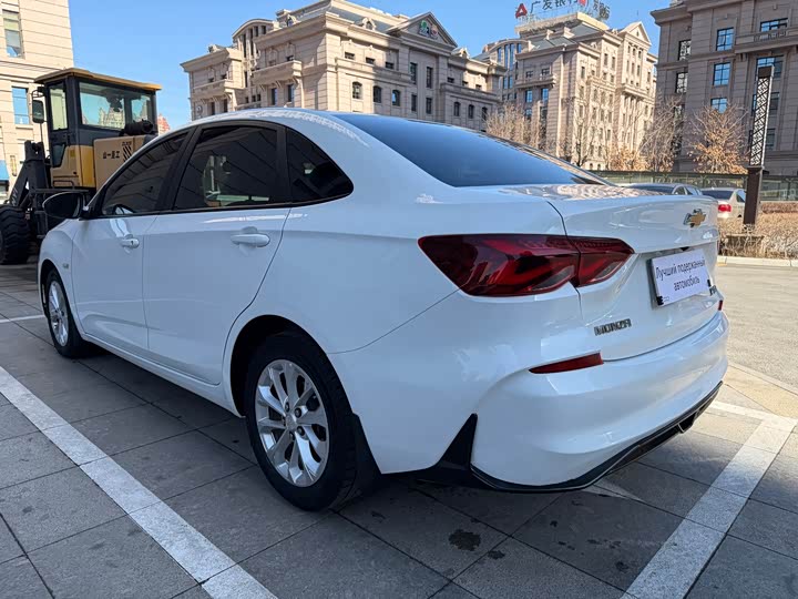 Chevrolet Monza 2023 2023款 1.5L 双离合乐享版