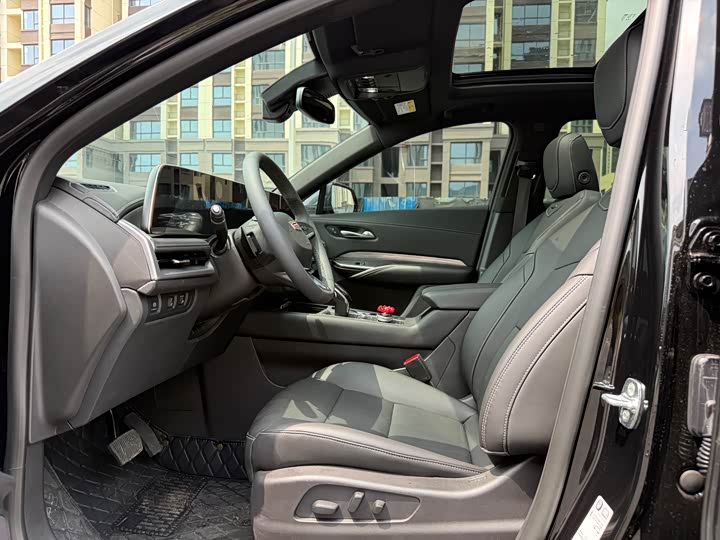 2024 Cadillac XT4