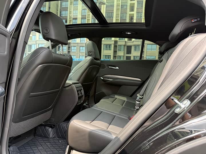 Cadillac XT4 2024 2024款 改款 28T 两驱豪华型