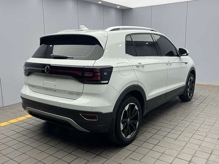 Фото 6 - Volkswagen Tacqua