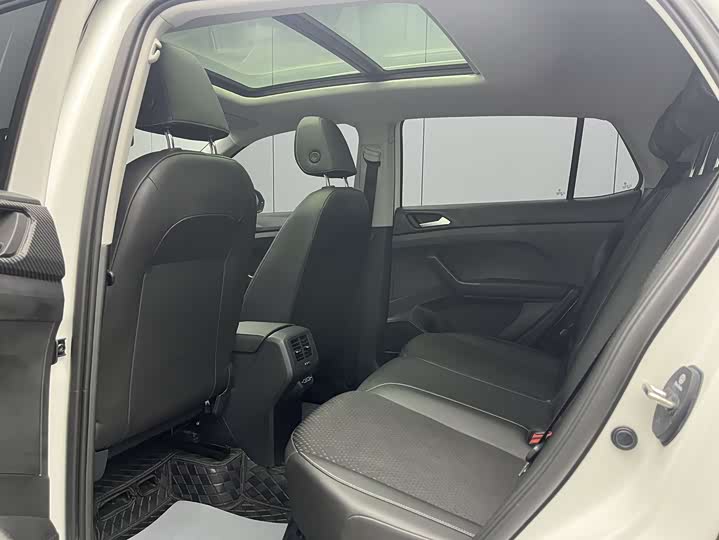 Фото 9 - Volkswagen Tacqua