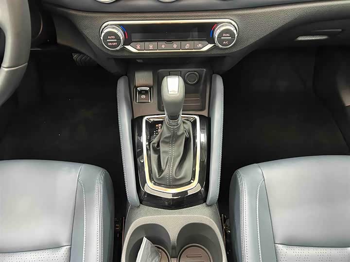 Nissan Qashqai 2025 2025款 荣誉 2.0L CVT XV+领先版
