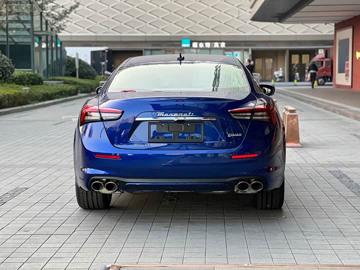 2023 Maserati Ghibli