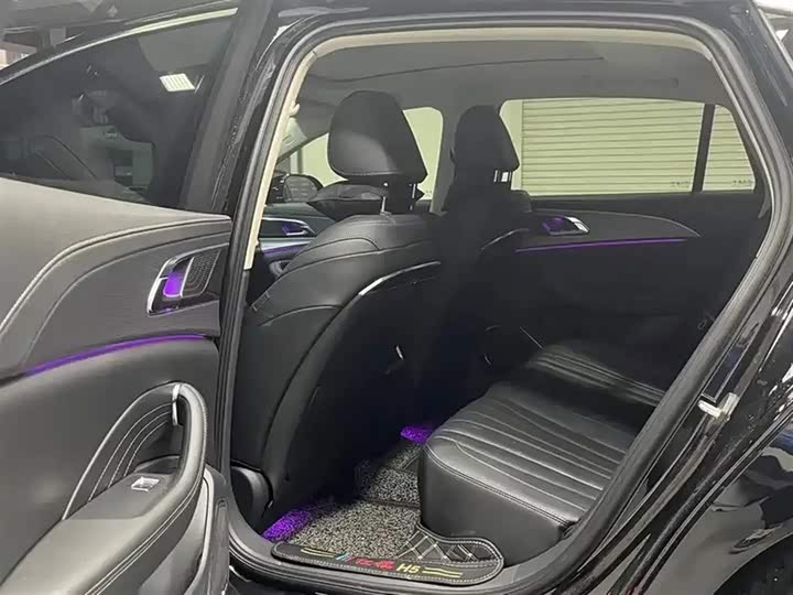 Фото 5 - Hongqi H5