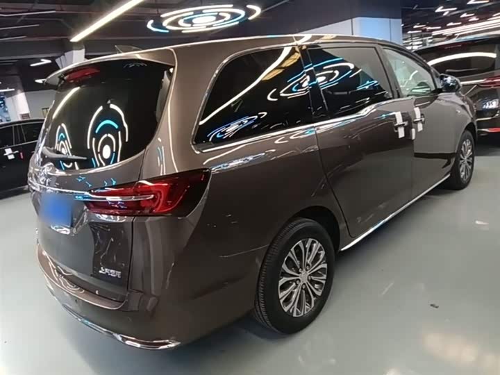 Buick GL8 ES 2023 2023款 改款 陆上公务舱 豪华型