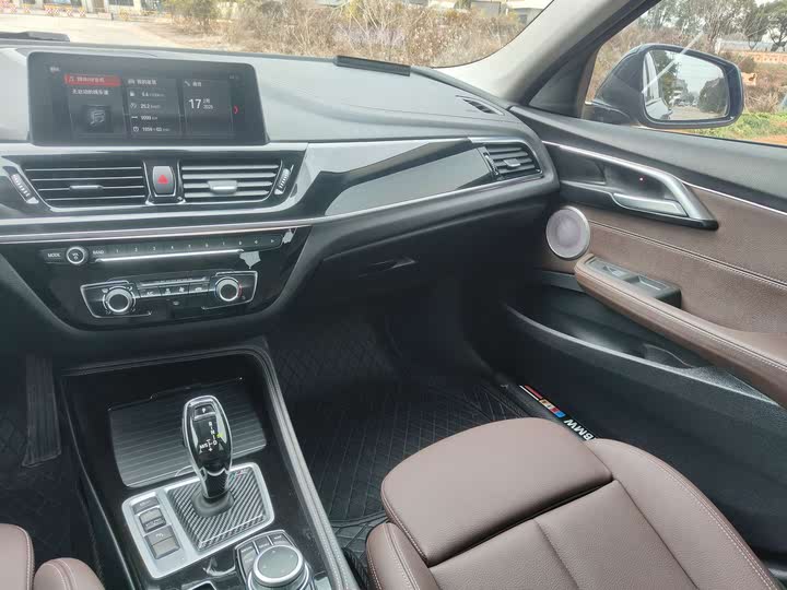 Фото 12 - BMW 1 Series