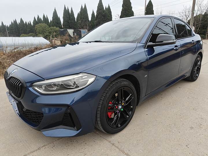 Фото 3 - BMW 1 Series